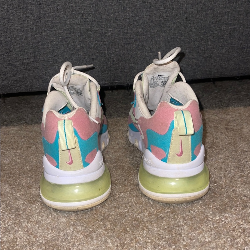 Nike Air Max 270 React Pastel Sneakers - Picture 4 of 7